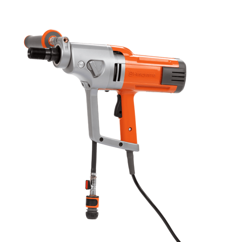 Husqvarna DM 230